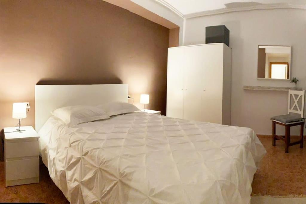 Rooms In Spacious Beach Flat In Valence Extérieur photo