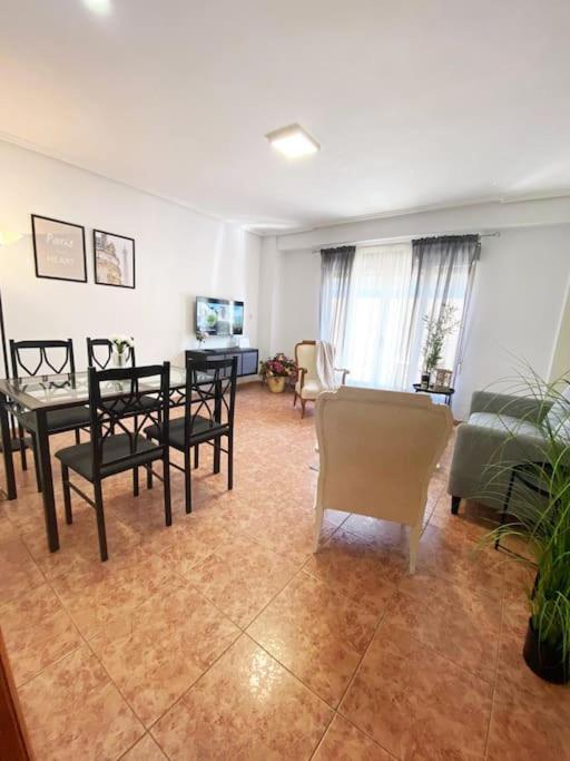 Rooms In Spacious Beach Flat In Valence Extérieur photo